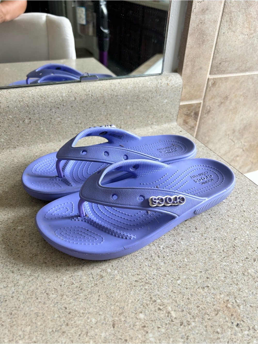 CROCS Women’s Purple Lavender Flip Sandals - Picture 2 of 5